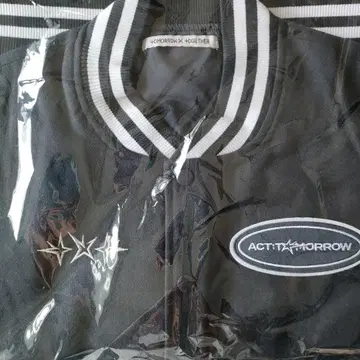 TXT 자켓 JAPAN VARSITY JACKET 트레이딩 카드 없음