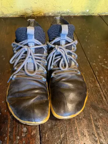 트레킹 슈즈 블랙 하이컷