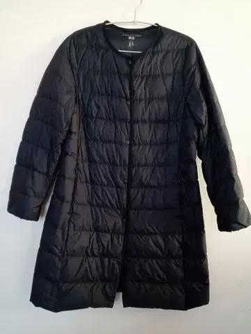 유니클로 울트라 라이트 다운 블랙 L 사이즈