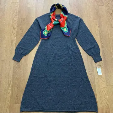 다마 컬렉션 택 포함 니트 롱 원피스 긴팔 울 100%