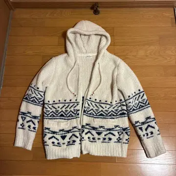 베이플로우 모코모코 후드티