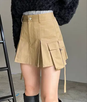 카고 디자인 베이지 미니 스커트