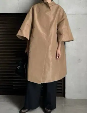 LOHEN 로헨 토퍼 코트 카멜