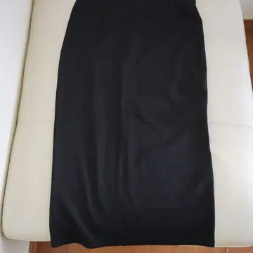 Pretty Girl 블랙 타이트 스커트