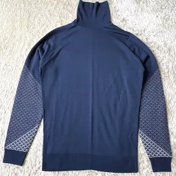 컨디션 최상 JOHN SMEDLEY 30 게이지 메리노울 터틀넥 니트