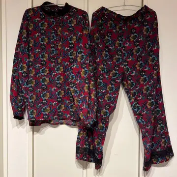 레드 빨간색 긴팔 셋업