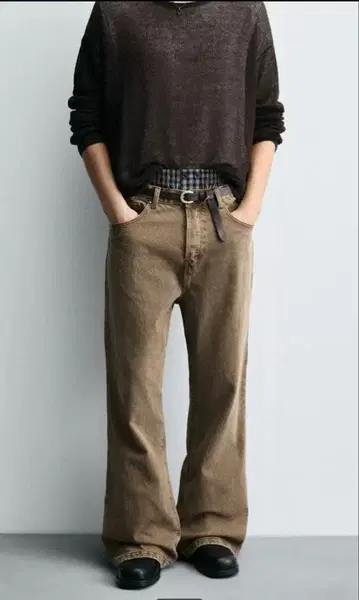 zara relaxed flare fit 데님 팬츠 브라운 EU38