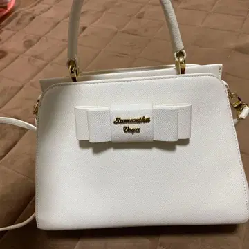 Sumarshite Vega 화이트 숄더백