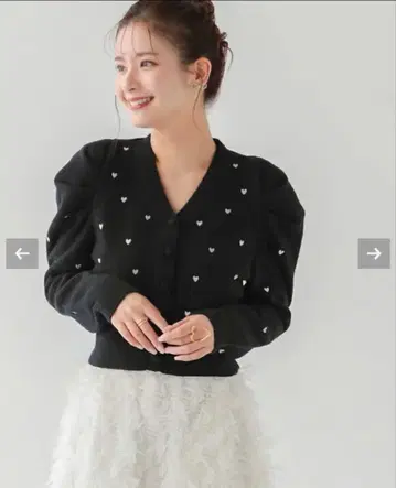 핏모어 fitmore coara 콜라보 하트 니트 가디건