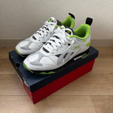 리복 클래식 가죽