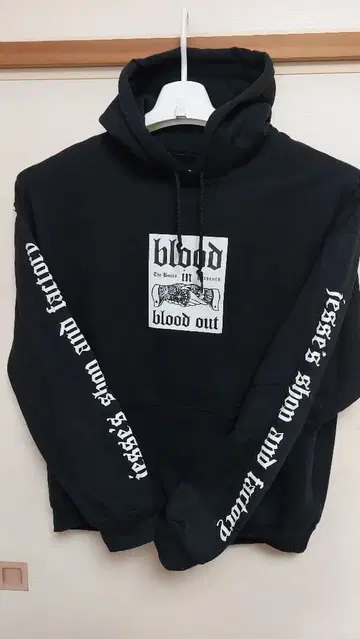 The BONEZ 후드티 XL