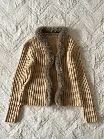 프리미에르 베이지 퍼 가디건 42