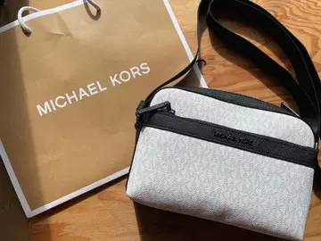 MICHAEL KORS 숄더백 화이트/블랙