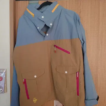 새상품급 CHUMS 하프 지퍼 마운틴 후드티 L