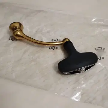 다이와 21프리머스 LT3000-C 핸들 미사용 새상품