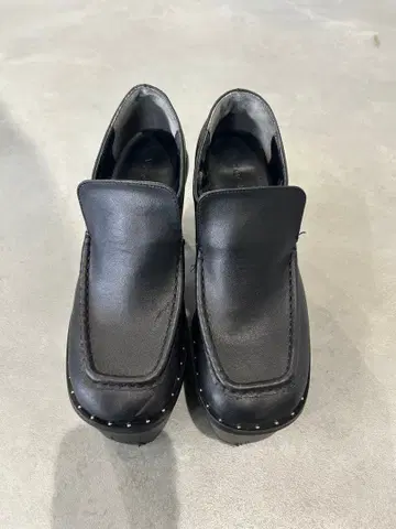 EMODA 블랙 가죽 플랫폼 힐 M 사이즈