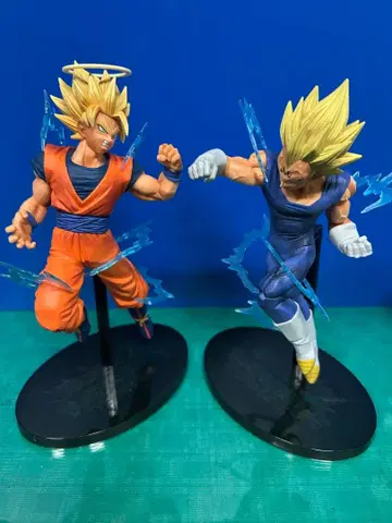 드래곤볼 손오공 베지터 피규어 세트