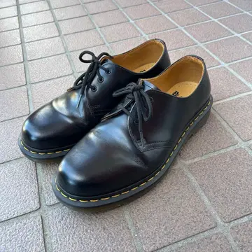 닥터마틴 3홀 UK7