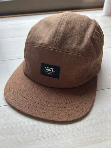 VANS 브라운 캔버스 캡