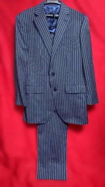 오더 네이비 스트라이프 비즈니스 정장