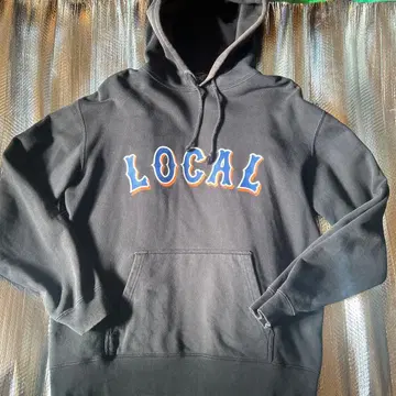 CUTRATE 블랙 후드티 'LOCAL'