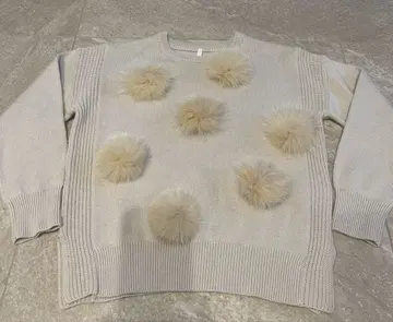 퍼 달린 모자 꽁지 니트 (퍼 탈부착 가능)