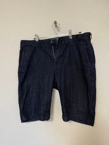 BEAMS 다크 데님 숏팬츠 L