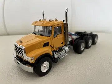 WSI MACK GRANITE 8 x 4 1/50