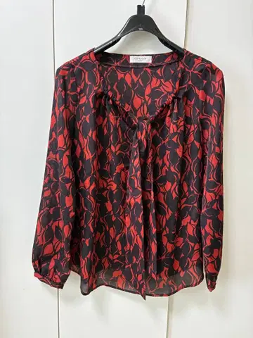 OFUON 빨간색과 블랙 브라운 잎 패턴 셋업 38