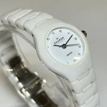 SKAGEN 화이트 세라믹 손목시계