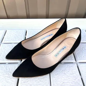 36.5 PELLICO 로우힐 펌프스 블랙 스웨이드 23.5