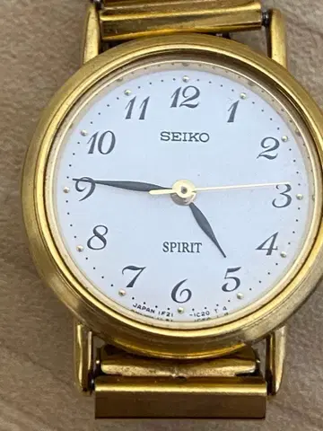 [ WR ] SEIKO SPIRIT 골드 메쉬 손목시계 1F21-1C20