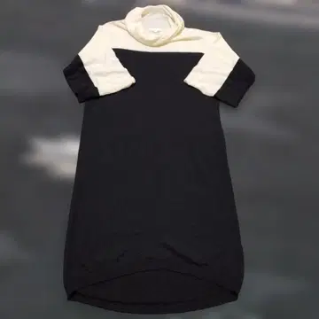 ESCADA 반팔 니트 원피스 M 블랙/아이보리