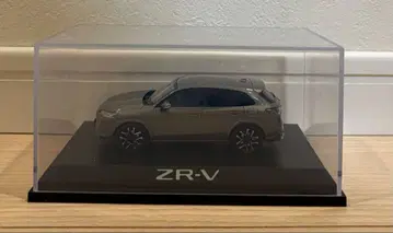 ZR-V 1/43 미니카 플라티나 그레이 메탈릭