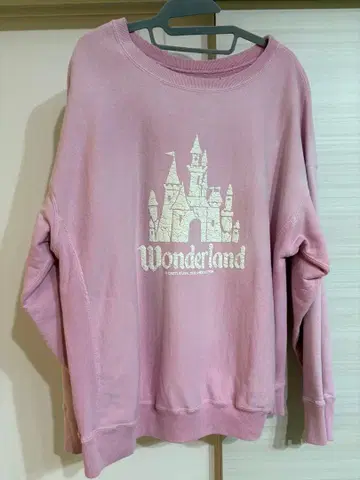 BOWWOW Wonderland 맨투맨