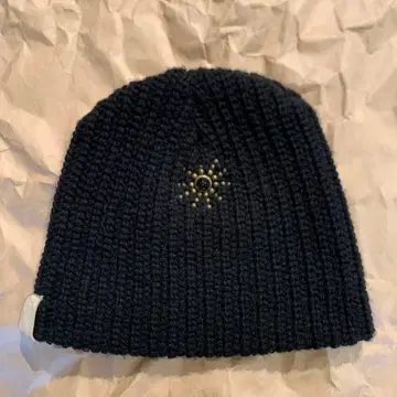 레어 HTC 니트 캡 미사용 새상품 스터드