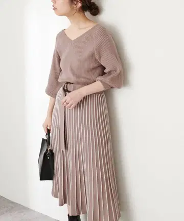 natural couture 배색 니트 플리츠 원피스