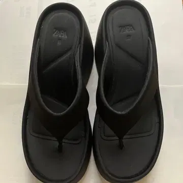 ZARA 통굽 샌들 사이즈 37