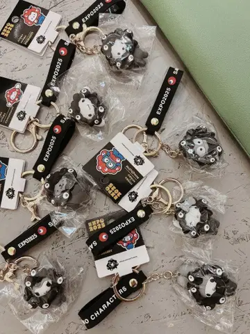 만박 EXPO 산리오 캐릭터즈 미야쿠미야쿠 변신 키링 컴프