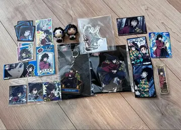 귀멸의 칼날 토미오카 기유 아크릴 스탠드