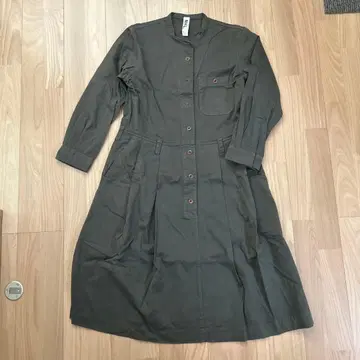 MHL, 올리브 그린 긴팔 원피스