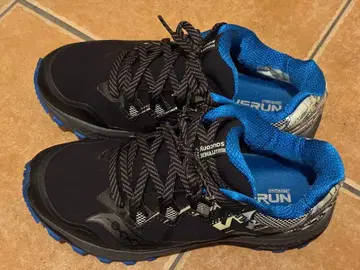 Saucony 트레일 러닝화 Vibram 밑창 25cm