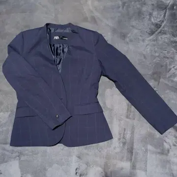 ZARA 네이비 체크 무늬 자켓 EUR 40