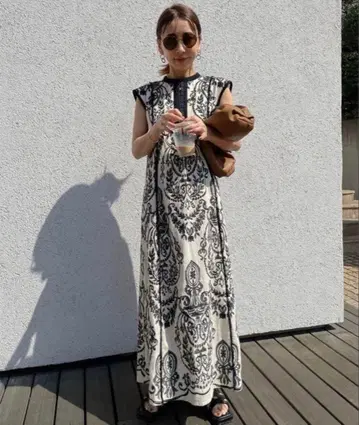 AMERI DAMASK EMBROIDERY LINEN DRESS