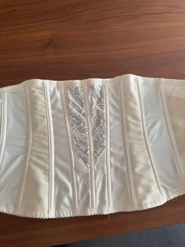 ARLUIS DRESS 코르셋 아이보리 70 미사용 새상품