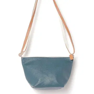 [ 미개봉 새상품 ] TASINAMI 천연 가죽 숄더백 블루그린
