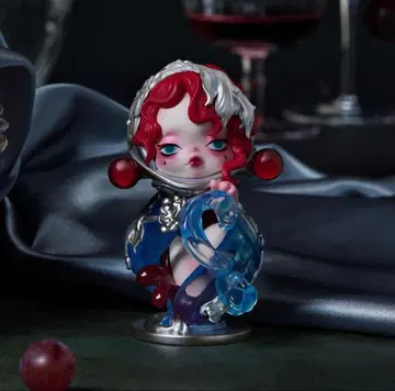 SKULLPANDA The Silver Claret Jug 피규어