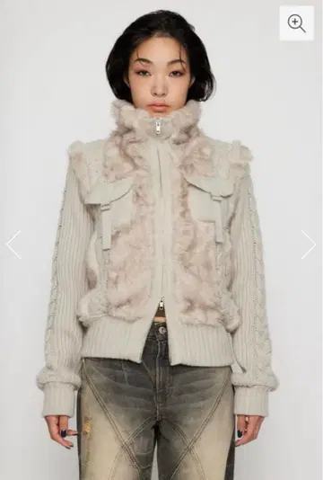 LAGUA GEM CABLE KNIT FAUX FUR 블루종