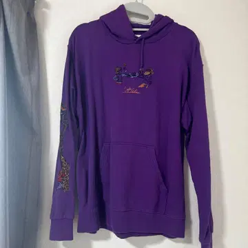 left alone 보라색 foodie