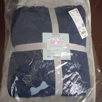 UNIQLO 치카와 x 산리오 플리스 세트 XL 네이비